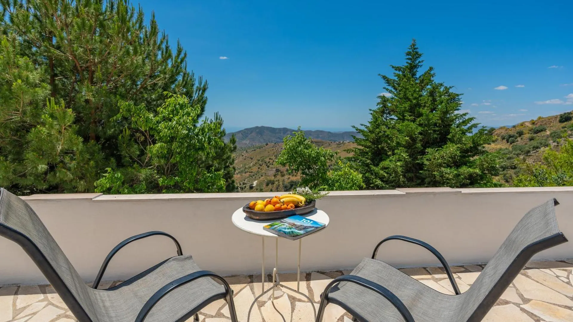 Casa Jardin Natural Sedella Villa